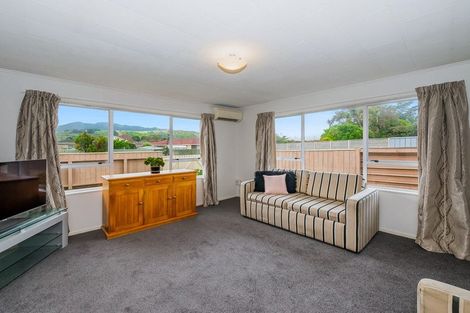 Photo of property in 97a Hillcrest Road, Raumati Beach, Paraparaumu, 5032