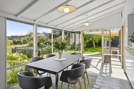 Photo of property in 1 Halcyon Way, Cashmere, Christchurch, 8022