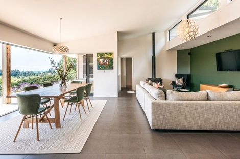 Photo of property in 62 Onetangi Road, Waiheke Island, 1971