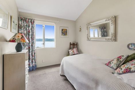 Photo of property in 13 Signallers Grove, Strathmore Park, Wellington, 6022