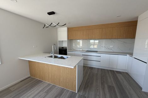 Photo of property in 1/24 Aberfeldy Avenue, Highland Park, Auckland, 2010