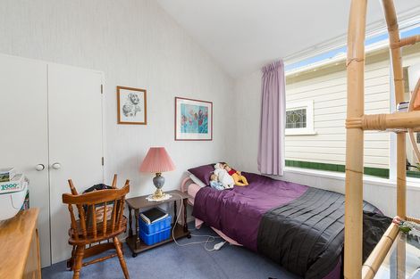 Photo of property in 2 Kings Avenue, South Dunedin, Dunedin, 9012