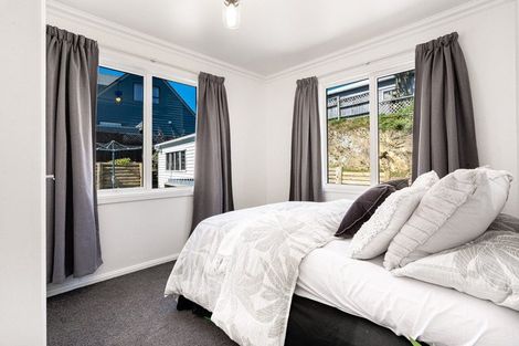 Photo of property in 33 Dominion Park Street, Johnsonville, Wellington, 6037
