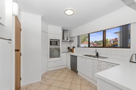 Photo of property in 133 Tiroroa Avenue, Te Atatu South, Auckland, 0610