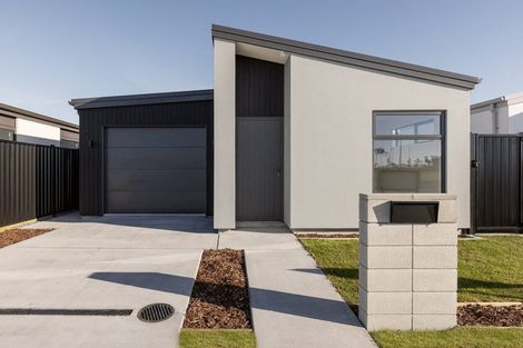 Photo of property in 77 Empire Crescent, Papamoa, 3118