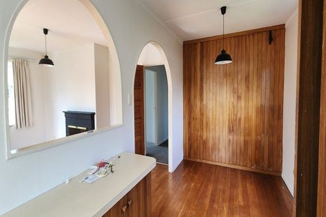 Photo of property in 77 Tahapa Crescent, Meadowbank, Auckland, 1072