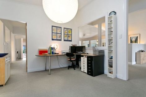 Photo of property in 263 Shakespeare Street, Leamington, Cambridge, 3432