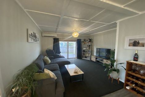 Photo of property in 197 Seaview Road, Westown, New Plymouth, 4310