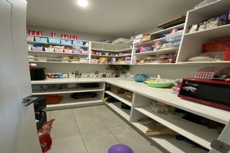 Photo of property in 86 Shillingford Boulevard, Rolleston, 7615