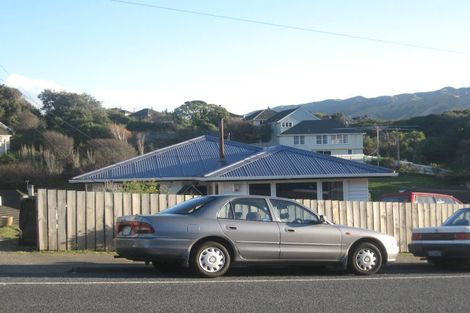 Photo of property in 70 Champion Street, Cannons Creek, Porirua, 5024