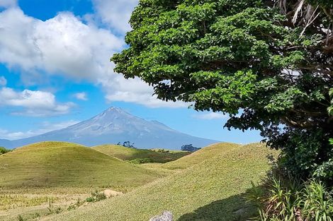 Photo of property in 6388 South Road, Pungarehu, Opunake, 4685