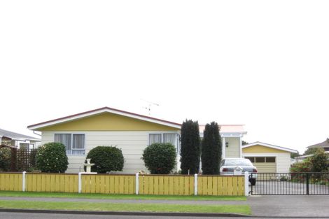 Photo of property in 111 Parklands Avenue, Bell Block, New Plymouth, 4312