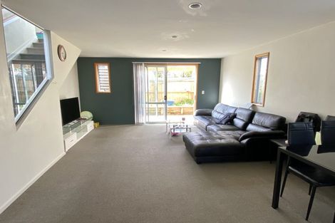 Photo of property in 57 Albionvale Road, Glen Eden, Auckland, 0602