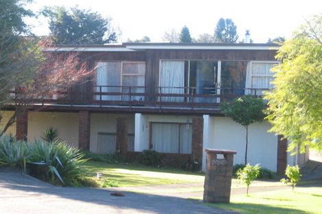 Photo of property in 11 Kavanagh Place, Opaheke, Papakura, 2113