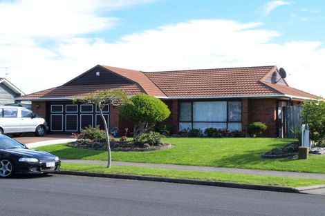 Photo of property in 27 Summermist Drive, Northpark, Auckland, 2013