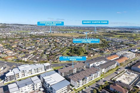 Photo of property in 10/11 Carlos Drive, Flat Bush, Auckland, 2016