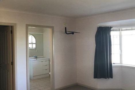 Photo of property in 9 Stableford Drive, Pyes Pa, Tauranga, 3112