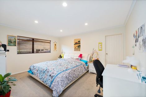 Photo of property in 6 Virginia Street, Henderson, Auckland, 0612