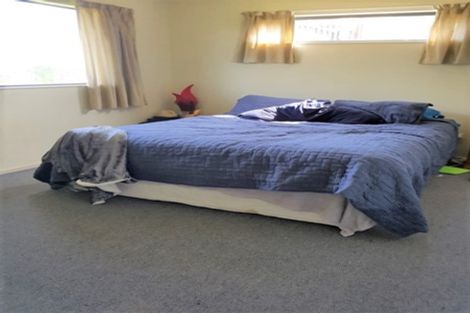 Photo of property in 40 Morere Street, Titahi Bay, Porirua, 5022