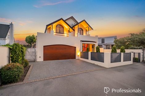Photo of property in 52a Penrose Street, Woburn, Lower Hutt, 5010