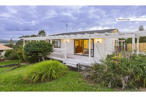 Photo of property in 107 Pah Road, Cockle Bay, Auckland, 2014