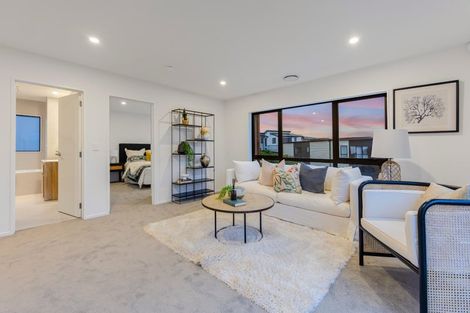 Photo of property in 14 Ringi Lane, Orewa, 0931