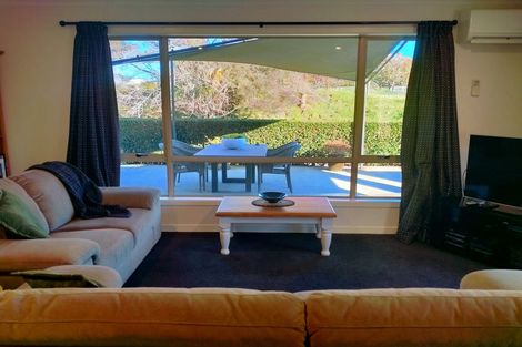 Photo of property in 2 Sovereign Isle Lane, Rototuna, Hamilton, 3210