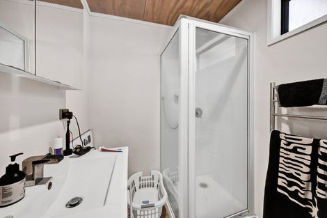 Photo of property in 44 Oberon Street, Stratford, 4332