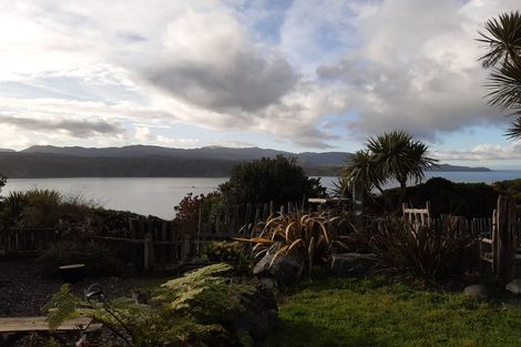 Photo of property in 45 Bowes Crescent, Strathmore Park, Wellington, 6022