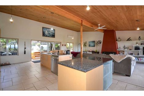 Photo of property in 240 Wharau Road, Kerikeri, 0293