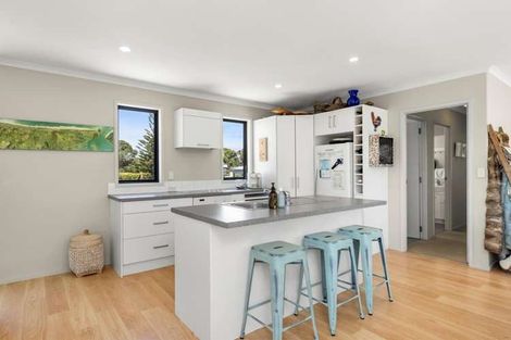 Photo of property in 292b Seaforth Road, Waihi Beach, 3611