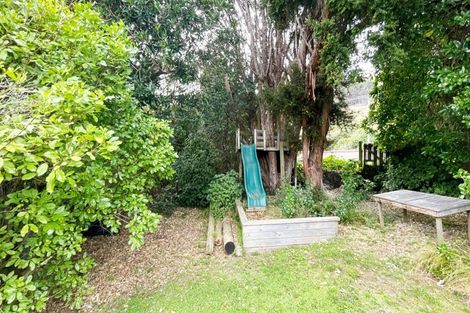 Photo of property in 13 Toenga Road, Pukerua Bay, 5026