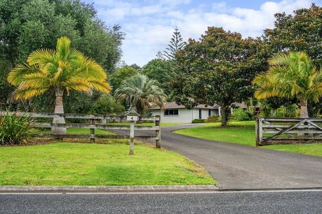 Photo of property in 4 Kotare Heights, Kerikeri, 0230