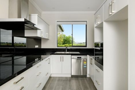 Photo of property in 4a Regent Street, Brookfield, Tauranga, 3110