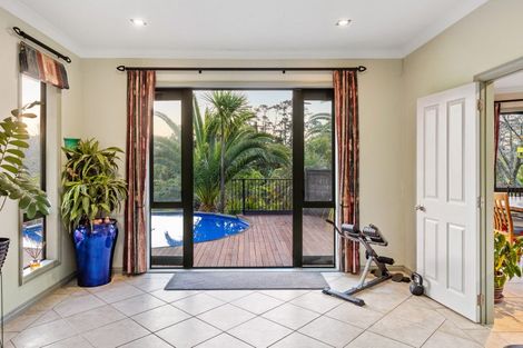 Photo of property in 54 Roy Maloney Drive, Henderson, Auckland, 0612