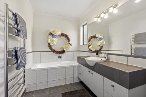 Photo of property in 59 Harry Dodd Road, Drury, 2577