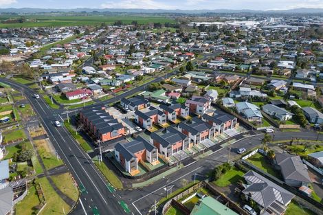 Photo of property in 1/1 Sundown Crescent, Melville, Hamilton, 3206