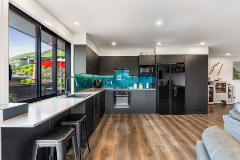 Photo of property in 5 Manatu Close, Whangamata, 3691