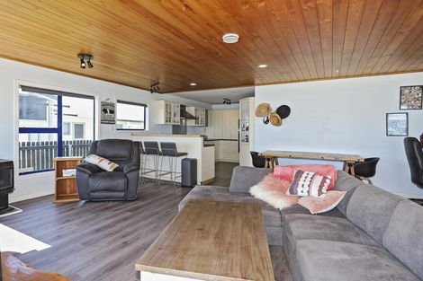 Photo of property in 393 Pukehina Parade, Pukehina, Te Puke, 3189