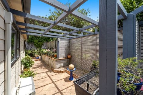 Photo of property in 32 Layton Road, Manly, Whangaparaoa, 0930