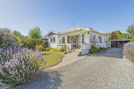 Photo of property in 25 Cross Street, Waikuku Beach, 7473