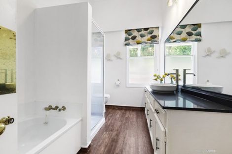 Photo of property in 33 Hay Street, Oriental Bay, Wellington, 6011