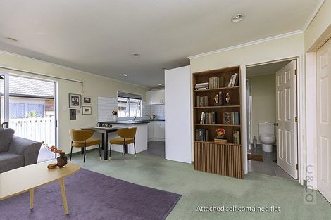 Photo of property in 34 Hugh Green Drive, Pinehill, Auckland, 0632