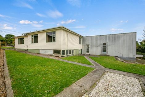 Photo of property in 5 Endeavour Street, Marfell, New Plymouth, 4310