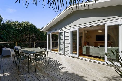 Photo of property in 1 Clyde Street, Ferndale, New Plymouth, 4310