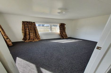 Photo of property in 19 Lombard Street, Palmerston North, 4410