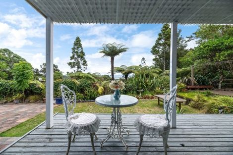 Photo of property in 9 Kauri Road, Birkenhead, Auckland, 0626