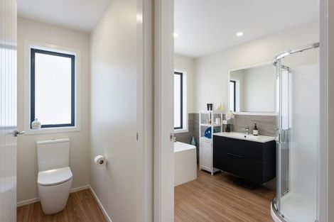 Photo of property in 5 Datum Way, Paraparaumu, 5032