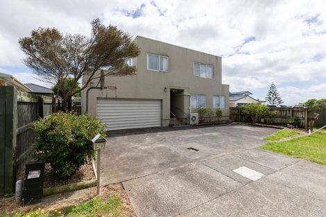 Photo of property in 2/50 Blanes Road, Weymouth, Auckland, 2103