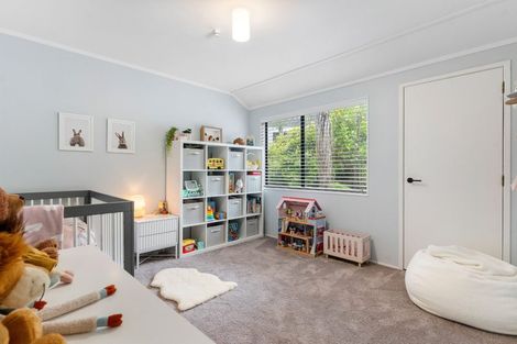 Photo of property in 33 Park Hill Road, Birkenhead, Auckland, 0626